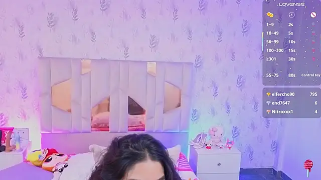 MARIANA_TAY1 live cam on StripChat