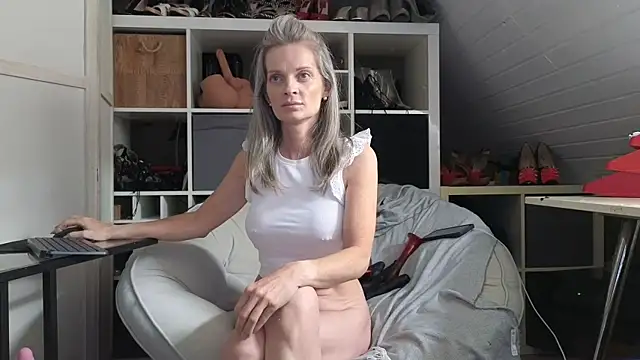 Sabdeluxe live sex cam