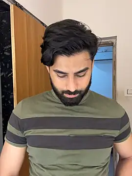 Royalboy_03's live cam