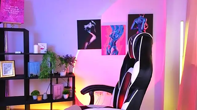 ElenaMonroe webcam