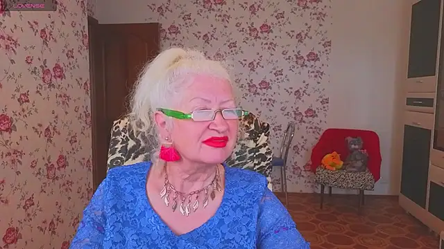 Maya_Mayflower webcam