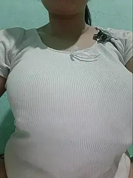 Shine_Mai webcam
