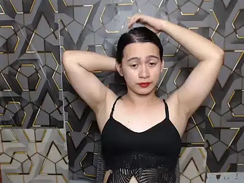 ur_asianpretty webcam