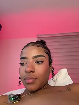 Irishottt webcam