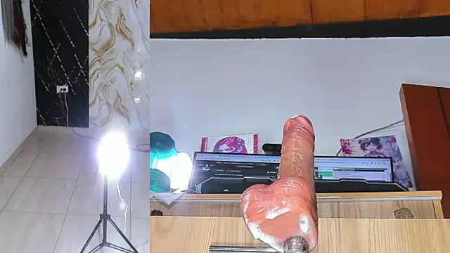 aisha_funny webcam