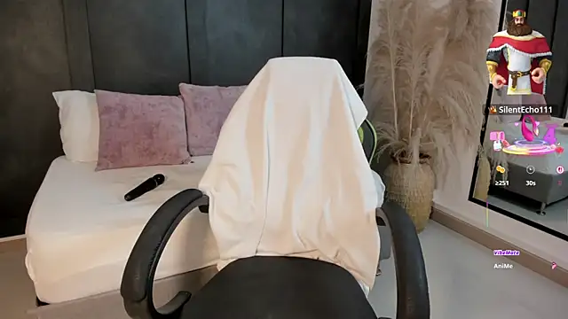 nina_desire_