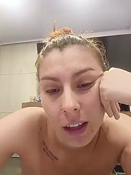 AnnyaEvans webcam