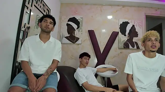 YOUNG_BOYS_HELL webcam