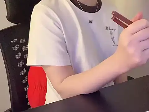 hunhun122 webcam