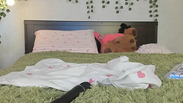 Leona_Vixen webcam