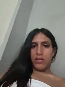 luna_duque live cam on StripChat