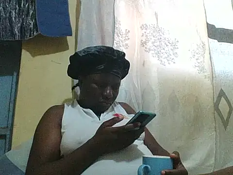 Ebony_creamie webcam