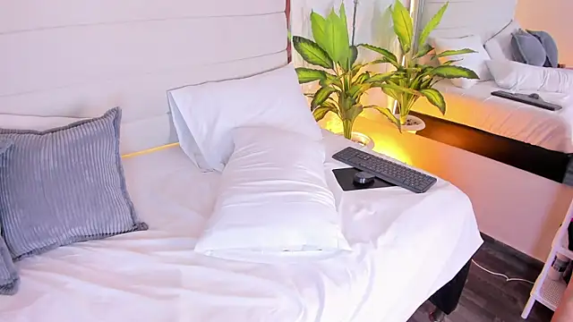 VictoriaVallmont webcam