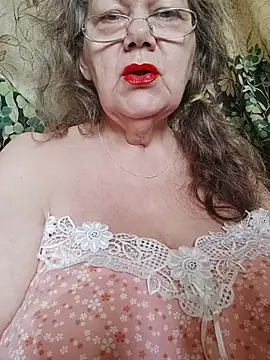Snezhana live cam on StripChat
