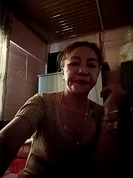 Baby-sexysweet69 live cam on StripChat