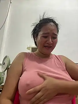 Boyd98 live cam on StripChat