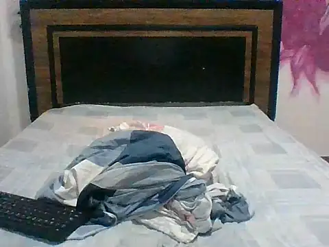 AlbertBigCock webcam