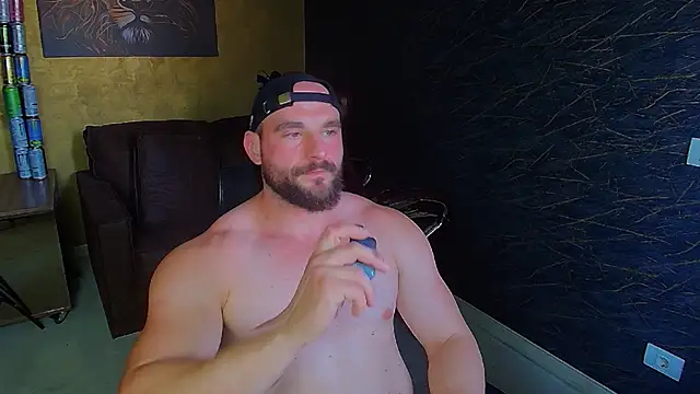 AdamJamesonn webcam