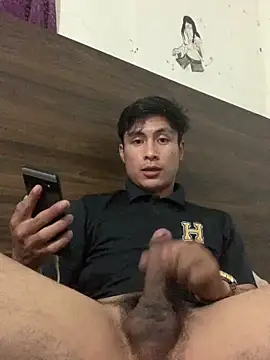 EduardoEspinoza12 live cam on StripChat
