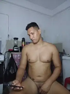 Tom_Hardy11 live cam on StripChat