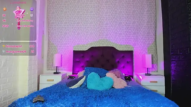 Zamara_Kleii webcam