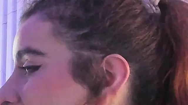 Naomy_tay1 webcam