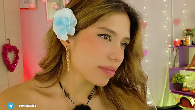 Yourrmuse_ webcam