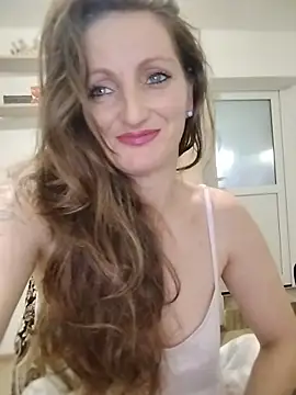 CrazyMaya39 webcam