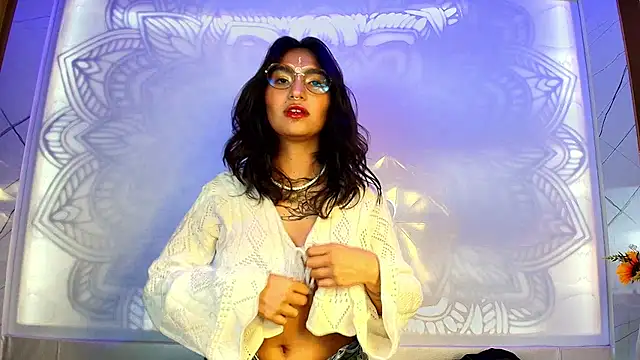 velvet_mystic live cam on StripChat