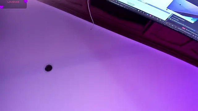 AlondraSoomer webcam