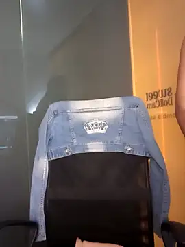 _Carolyn webcam