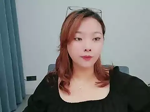 Anya666_8 live cam on StripChat