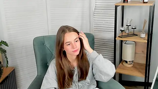 EttaRonhaar live cam on StripChat