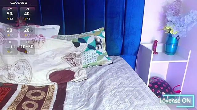 Lucy_wish1 webcam