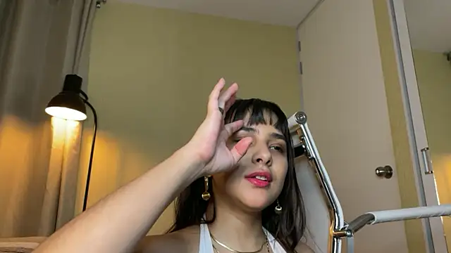 xSelena webcam
