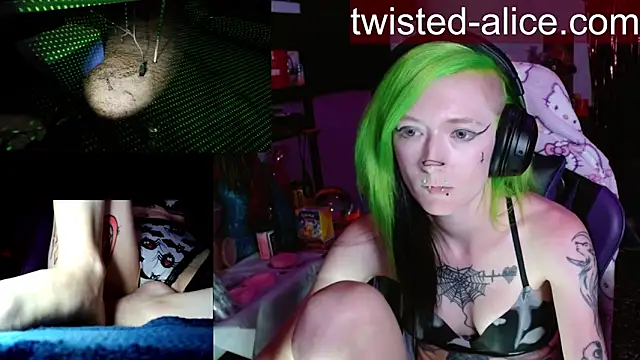 Twisted_Alice webcam
