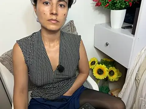 kanela3434 live cam on StripChat