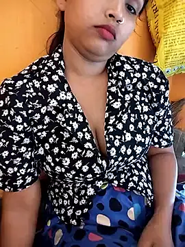 Sexy_Divya__ live cam on StripChat
