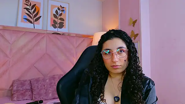 DemiJones_ webcam