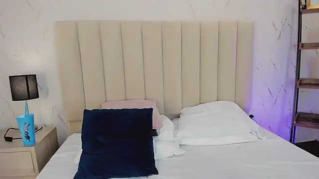 LilithHarperr_ live cam on StripChat