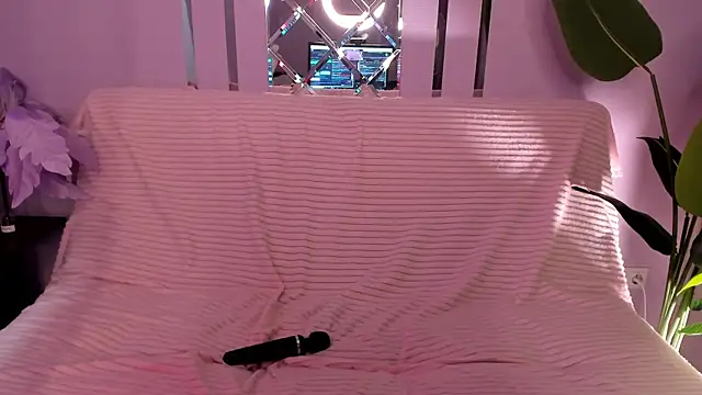 New_Web_Girl webcam