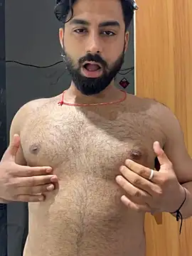 Royalboy_03 live cam on StripChat