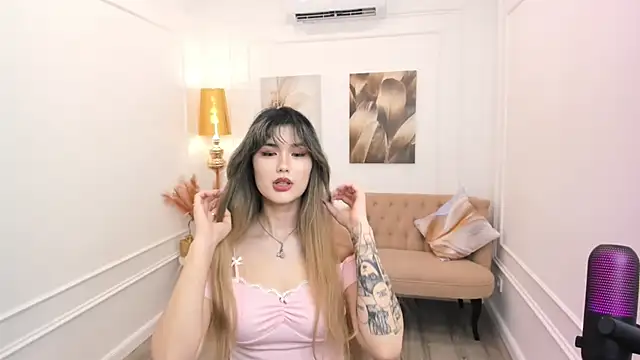 AnneTLi live cam on StripChat