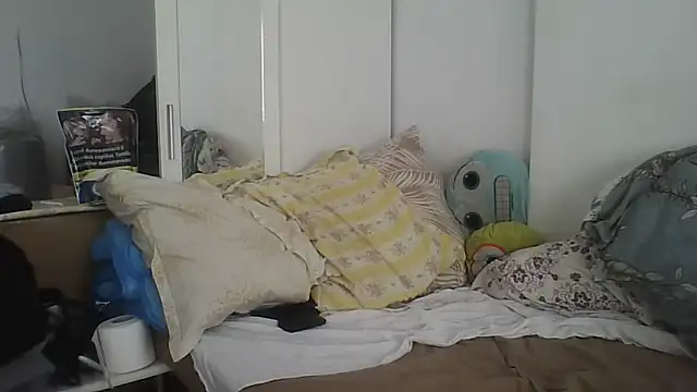 vitalik66679 live cam on StripChat