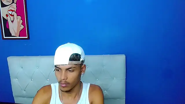 Angel_foxc13 webcam