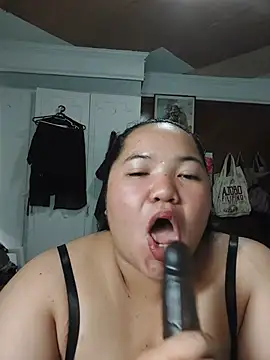 LianaCruzado webcam
