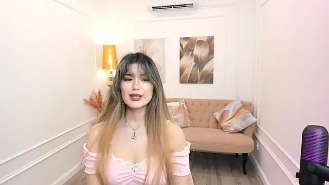 AnneTLi live cam on StripChat