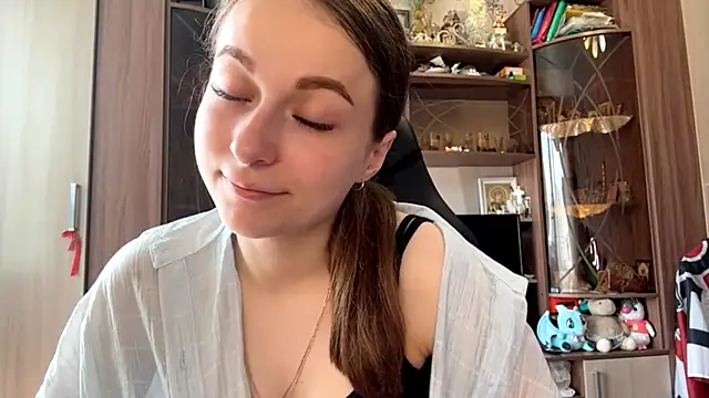 TaIliedGuest live cam on StripChat