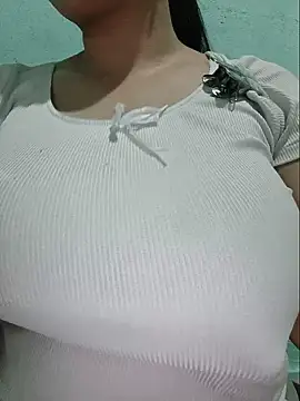 Shine_Mai webcam