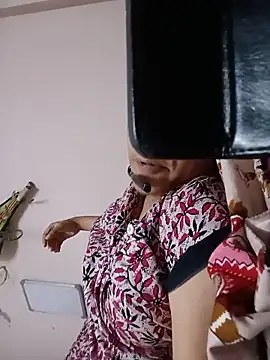 Meloni_71 webcam